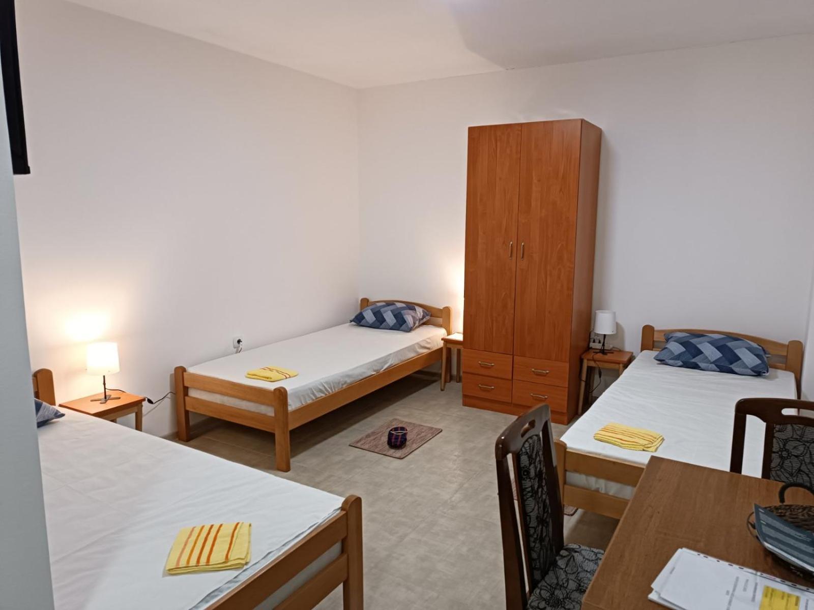 Adamovic Apartment ปิโรต์ ภายนอก รูปภาพ