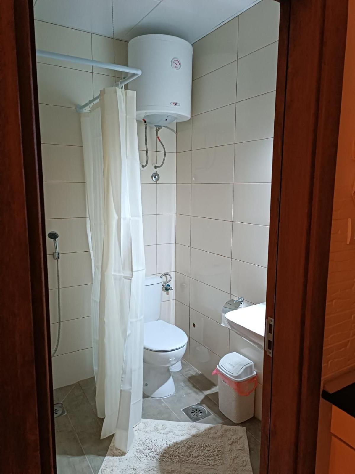 Adamovic Apartment ปิโรต์ ภายนอก รูปภาพ